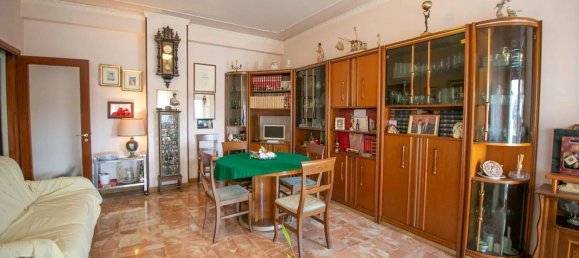 5 Schlafzimmer Wohnung in Pescara, Italy, Nr. 94556 6