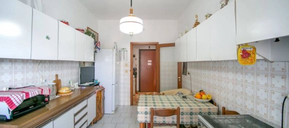 5 Schlafzimmer Wohnung in Pescara, Italy, Nr. 94556 5