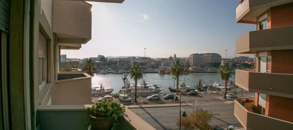 5 Schlafzimmer Wohnung in Pescara, Italy, Nr. 94556 3