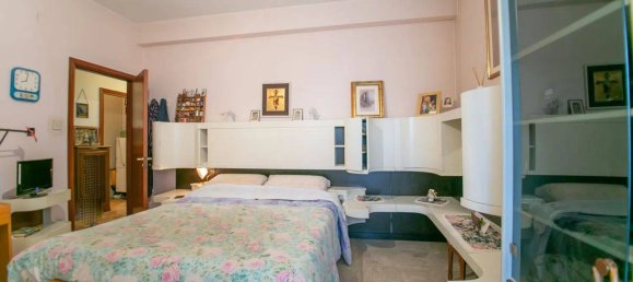 5 Schlafzimmer Wohnung in Pescara, Italy, Nr. 94556 9