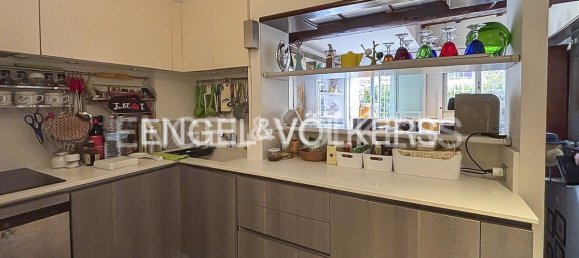 2 bedrooms Penthouse in Rome, Italy No. 102903 10