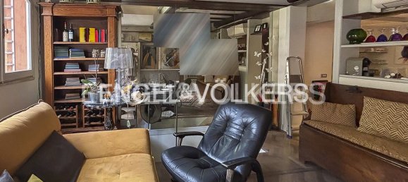 2 bedrooms Penthouse in Rome, Italy No. 102903 3