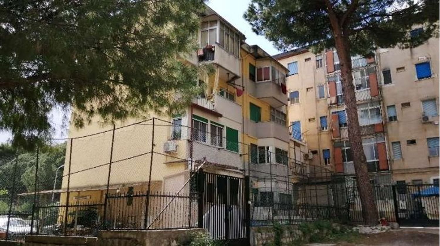 3 bedrooms Apartment in Palermo, Italy No. 372335