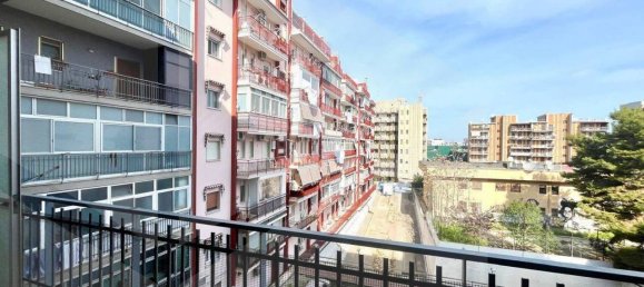 3 bedrooms Apartment in Bari, Italy No. 18635 16