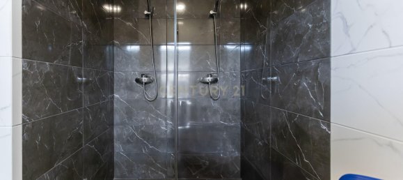 598m² Warehouse in Seixal, Portugal No. 98996 3