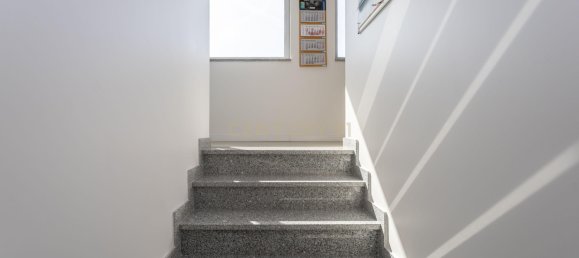 598m² Warehouse in Seixal, Portugal No. 98996 23