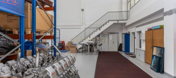 598m² Warehouse in Seixal, Portugal No. 98996 34