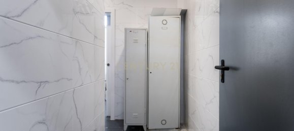 598m² Warehouse in Seixal, Portugal No. 98996 41