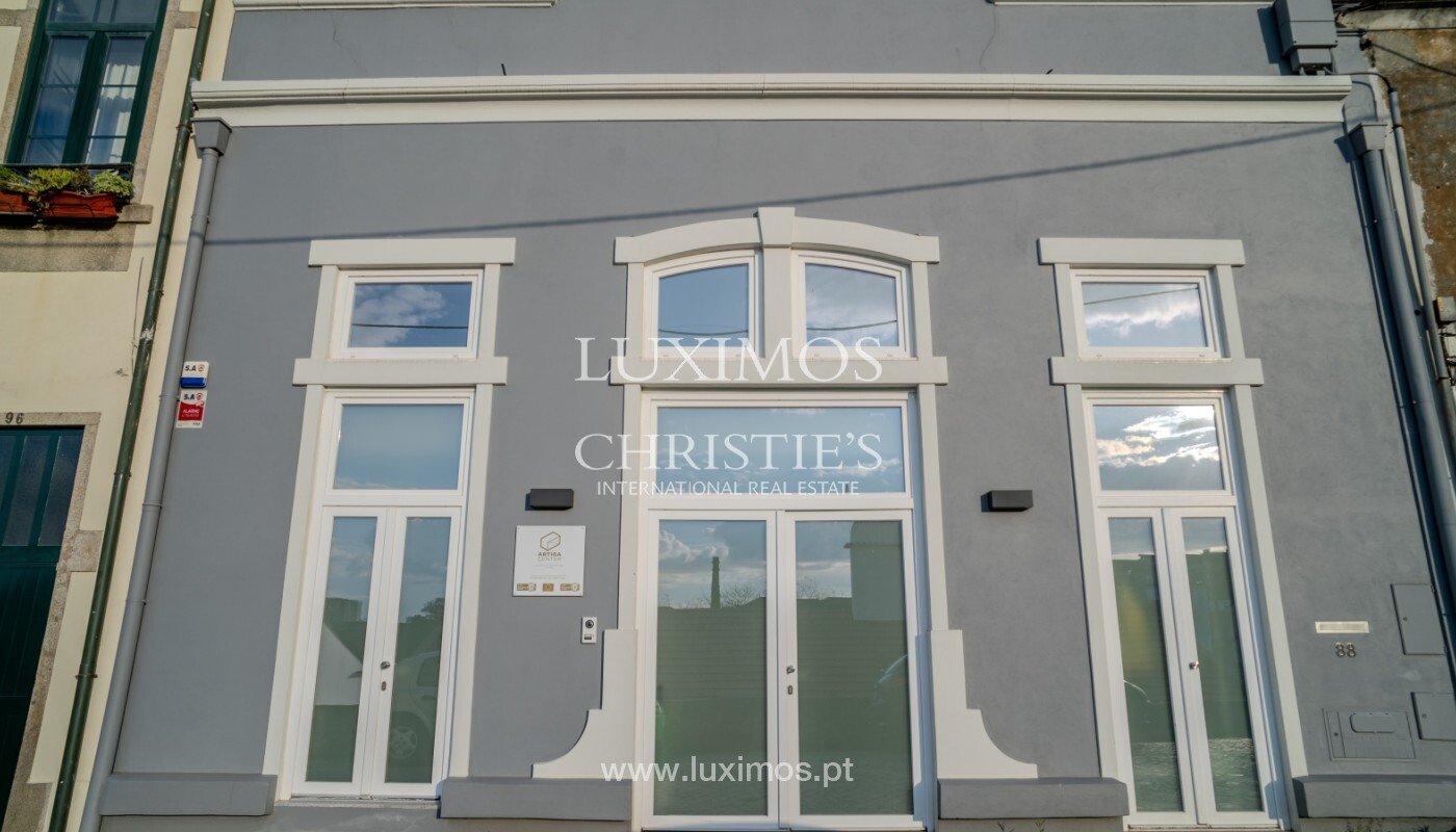 Дуплекс с 4 спальнями в Вила Нова ди Гая, Португалия № 107023