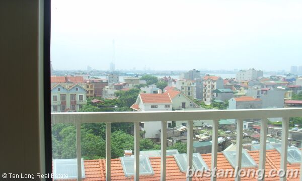 Квартира с 3 спальнями в Тэйхо, Вьетнам № 6795