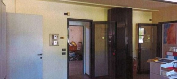 1514m² Warehouse in Villa Guardia, Italy No. 154498 6