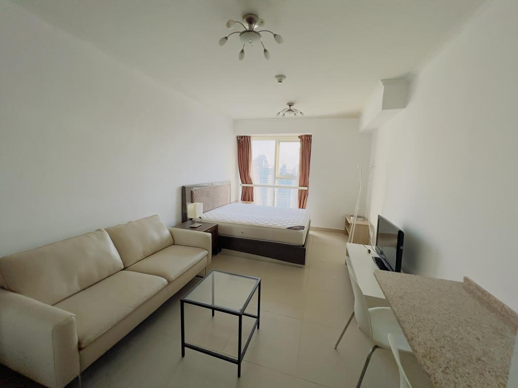 Estúdio em Dubai Marina, UAE N.º 9488