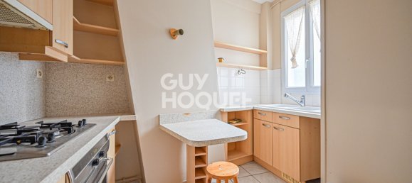 Apartamento de 1 dormitorio en Paris, France No. 348433 4