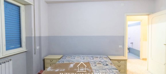 3 bedrooms Apartment in Rome, Italy No. 71459 9