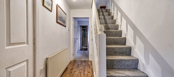 3 bedrooms House in Settle, United Kingdom No. 2403 2