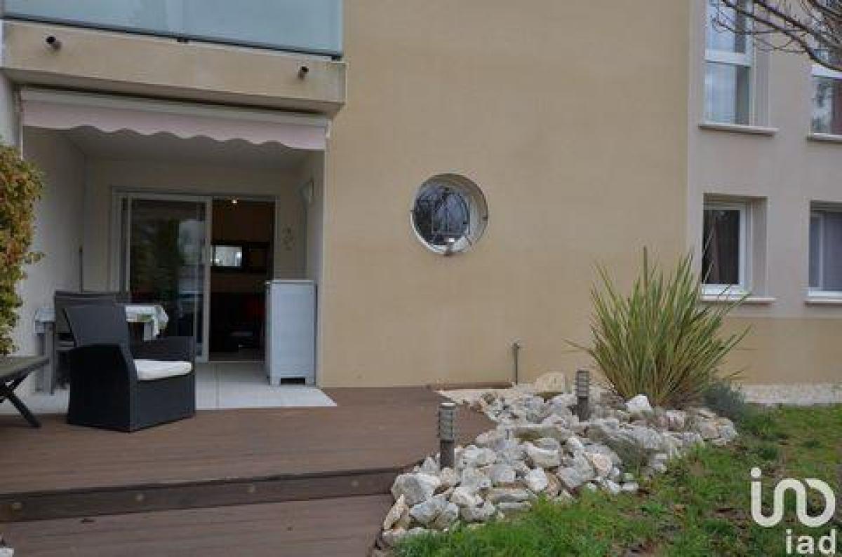 2 bedrooms Condo in Nimes, France No. 28473