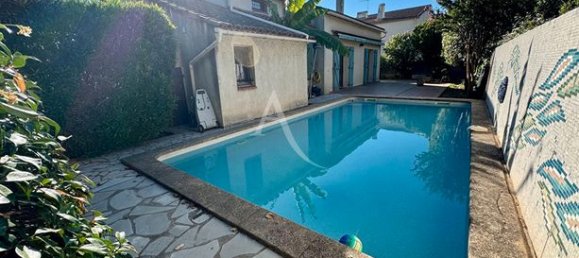 5 bedrooms Villa in Gard, France No. 280209 15