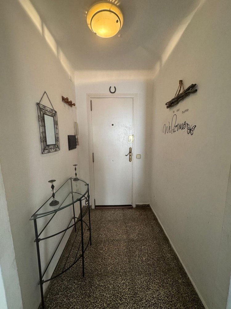 Apartamento de 2 dormitorios en Palma de Mallorca, Spain No. 199303