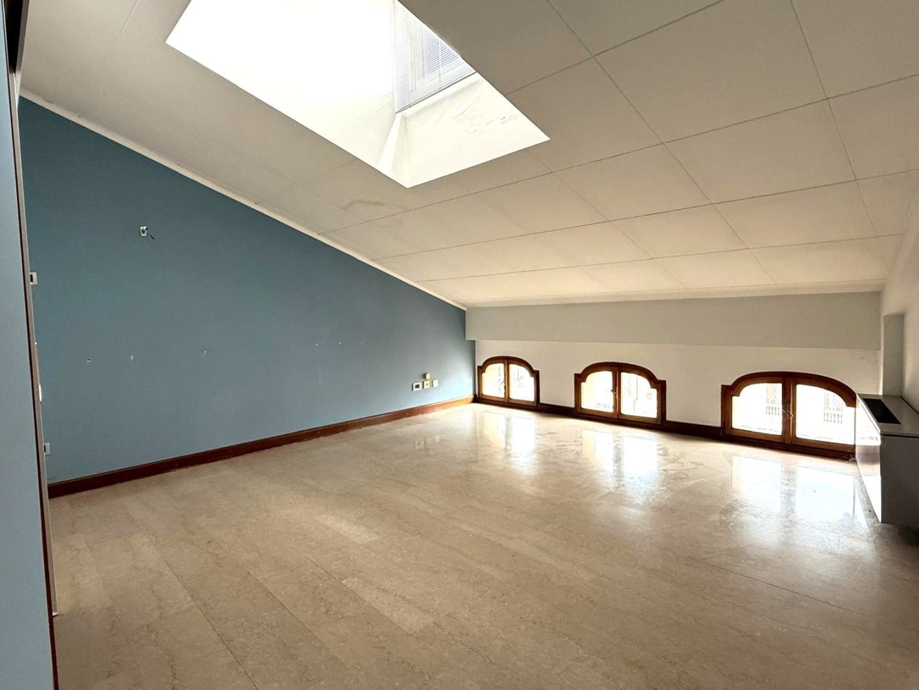 100m² Commercial property in Rovigo, Italy No. 295381