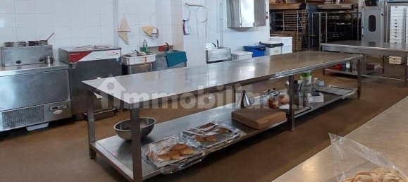 578m² Warehouse in Corciano, Italy No. 354594 9