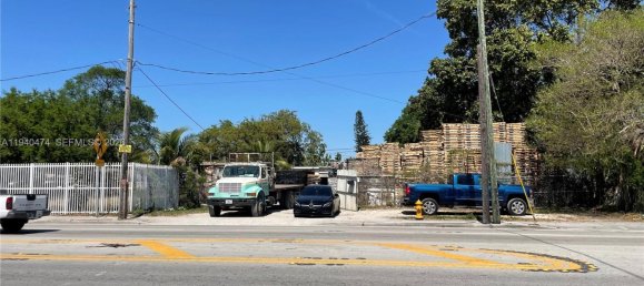 terreno en venta en Miami, Miami-Dade, Florida, USA № 615492 21