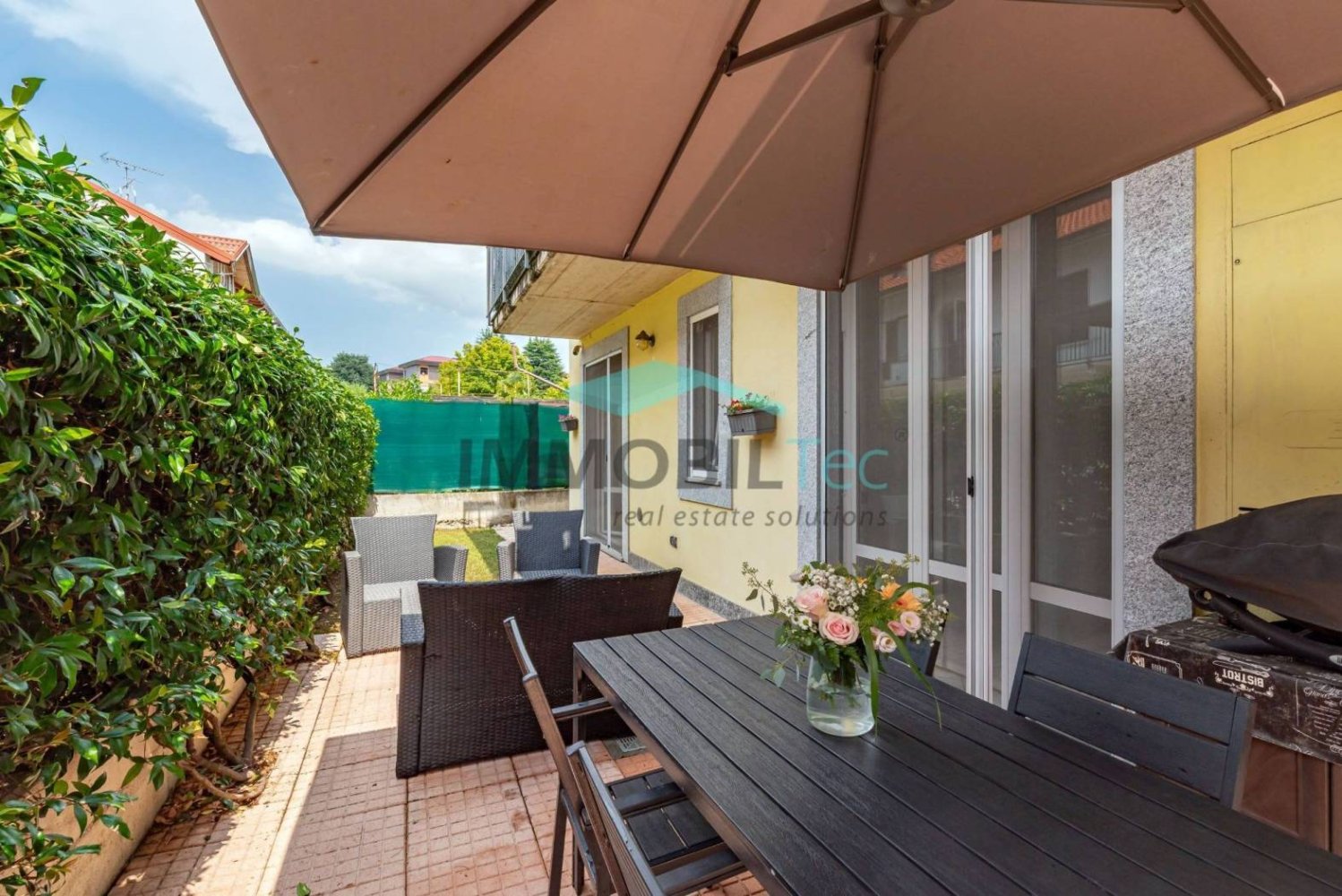 1 bedroom Apartment in Saronno, Italy No. 343335