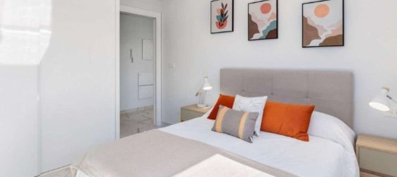 2 chambres Appartement à Alicante, Spain No. 189895 8