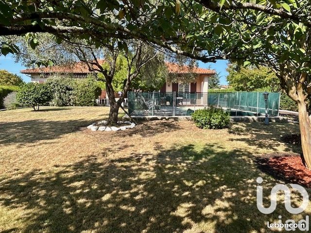 3 chambres Maison à Vayres, France No. 296957