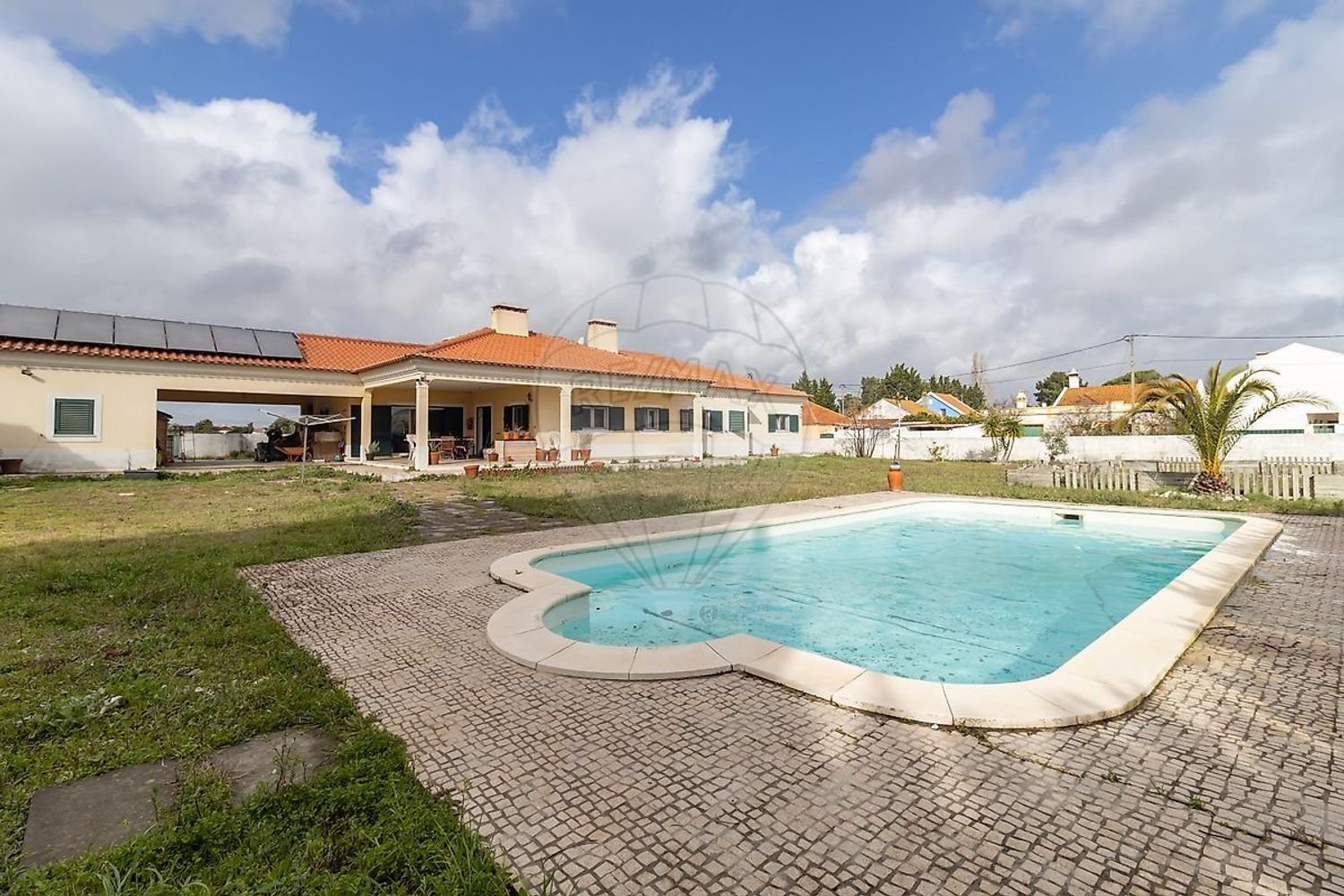 4 bedrooms House in Pinhal Novo, Portugal No. 18583