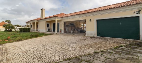 4 bedrooms House in Pinhal Novo, Portugal No. 18583 22