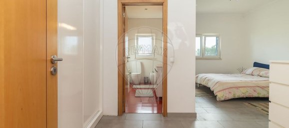 4 bedrooms House in Pinhal Novo, Portugal No. 18583 9