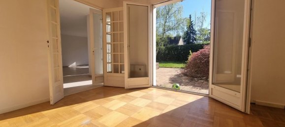 Casa de 5 dormitorios en Saint-Pryve-Saint-Mesmin, France No. 274929 10