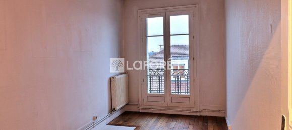 2 bedrooms Apartment in Villejuif, France No. 134838 3