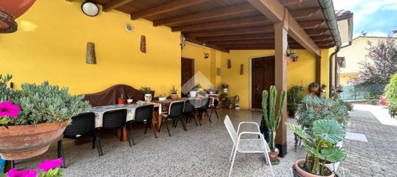 4 Schlafzimmer Villa in L'Aquila, Italy, Nr. 289091 2