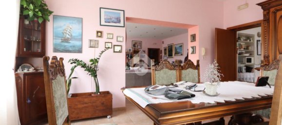 4 Schlafzimmer Villa in L'Aquila, Italy, Nr. 289091 8