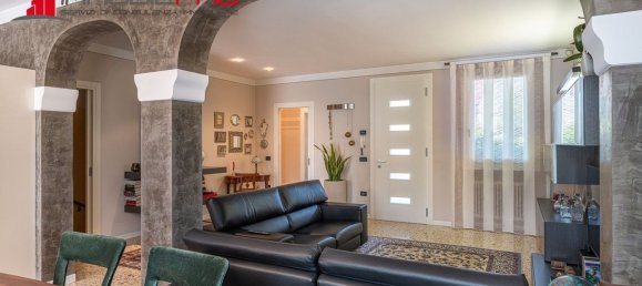 5 bedrooms House in Breganze, Italy No. 327627 6