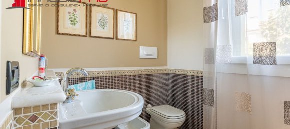 5 bedrooms House in Breganze, Italy No. 327627 22