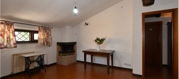 Ático de 1 dormitorio en Velletri, Italy No. 289483 2