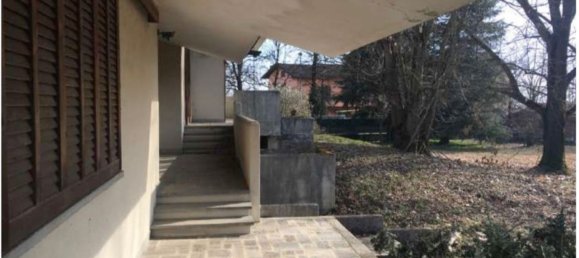 7 rooms Villa in Miradolo Terme, Italy No. 126344 6