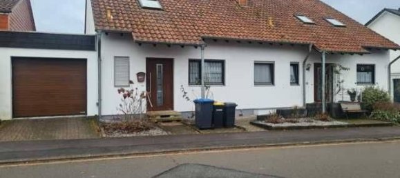 8-Zimmer Bungalow in Saarpfalz, Germany, Nr. 81754 3