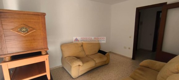 Apartamento T2 em El Puerto de Santa Maria, Spain N.º 140532 2