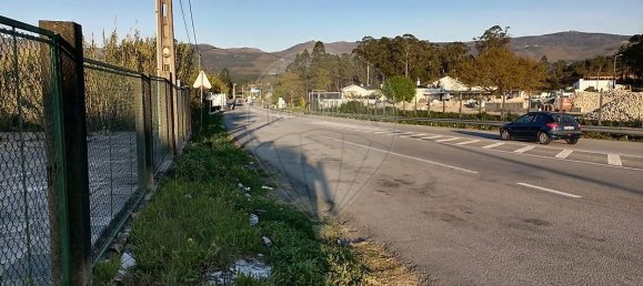 1100m² Land in Sao Pedro da Torre, Portugal No. 39913 3