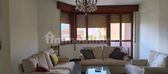 3 bedrooms Apartment in Pisa, Italy No. 352497 2