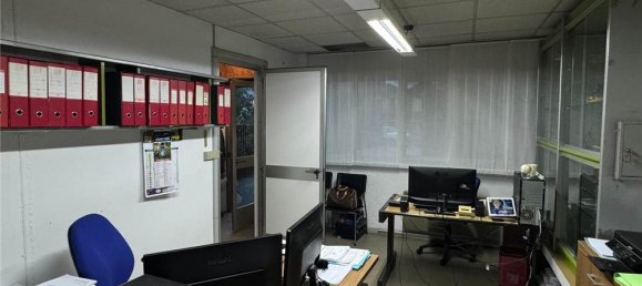 Oficina de 3 habitaciónes en Domodossola, Italy No. 188254 5