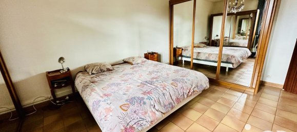 Casa de 5 dormitorios en Le Thieulin, France No. 83739 6