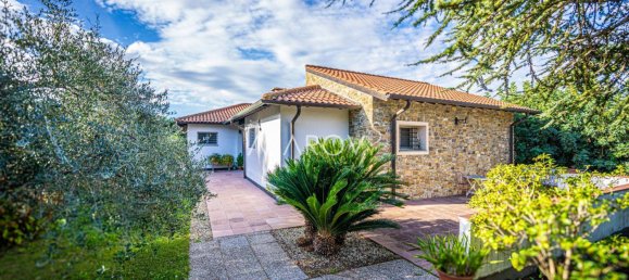 Villa de 3 dormitorios en Vallebona, Italy No. 136880 14