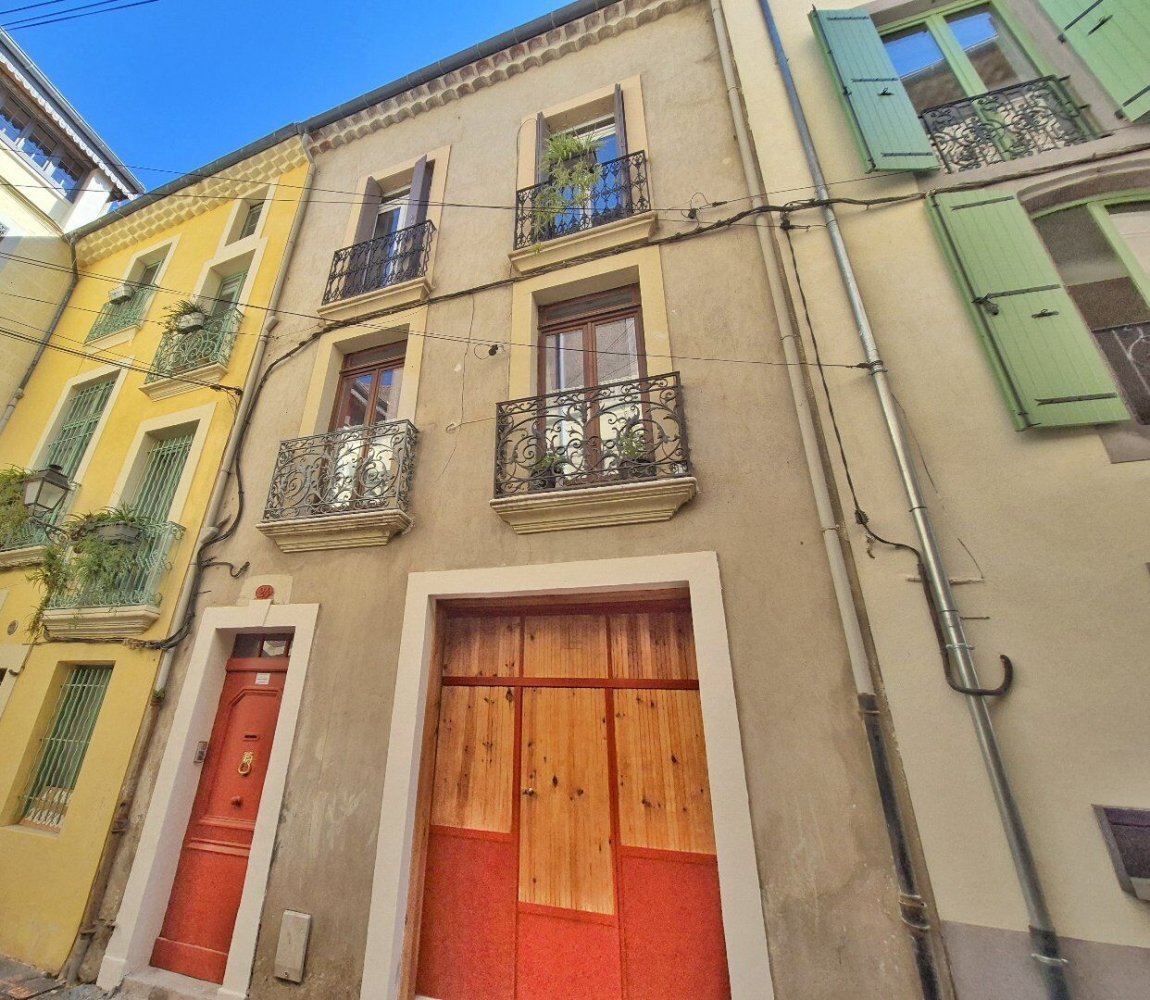 Casa de 2 dormitorios en Beziers, France No. 295563