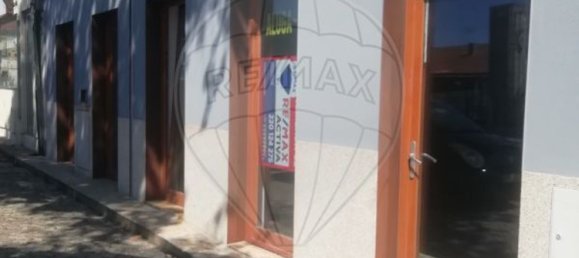 Gewerbliche Immobilie in Matosinhos, Portugal 88m², Nr. 60316 3