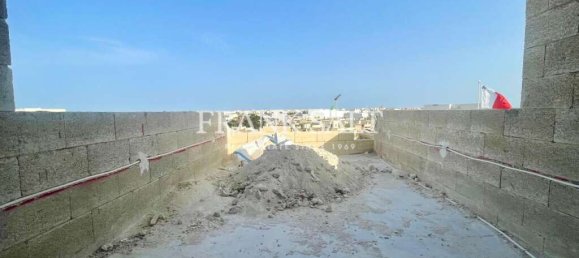 Пентхаус с 3 спальнями в Зеббудж, Мальта № 3061 2