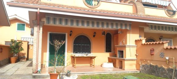 2 bedrooms Villa in Ardea, Italy No. 296423 8